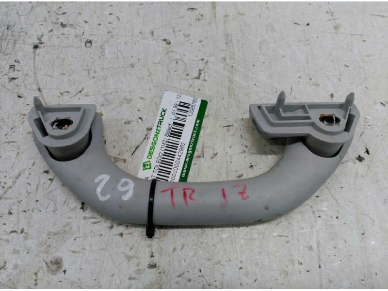 Recambio de asa para seat toledo (1m2) select referencia OEM IAM 1J0857607R TRAS. DCHA. 