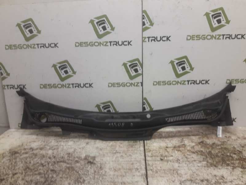 Recambio de torpedo para volvo c30 d5 r-design referencia OEM IAM 30715377  