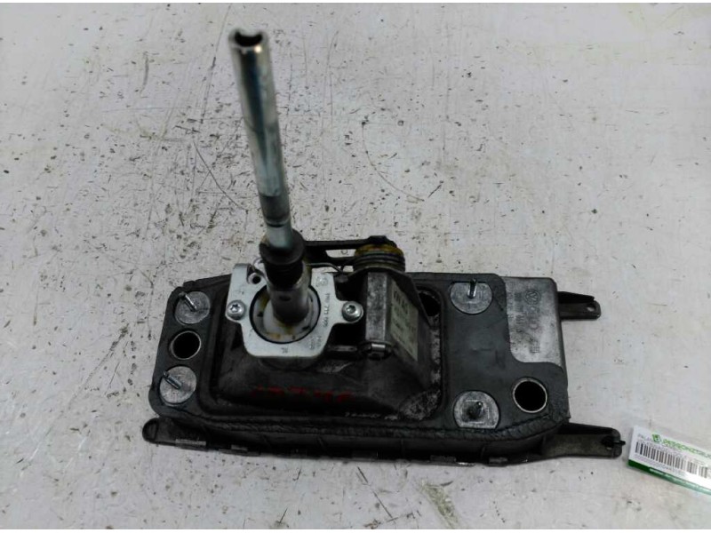 Recambio de palanca cambio para volkswagen golf v berlina (1k1) sportline referencia OEM IAM 1K0711112  UUUUUUUUUUU