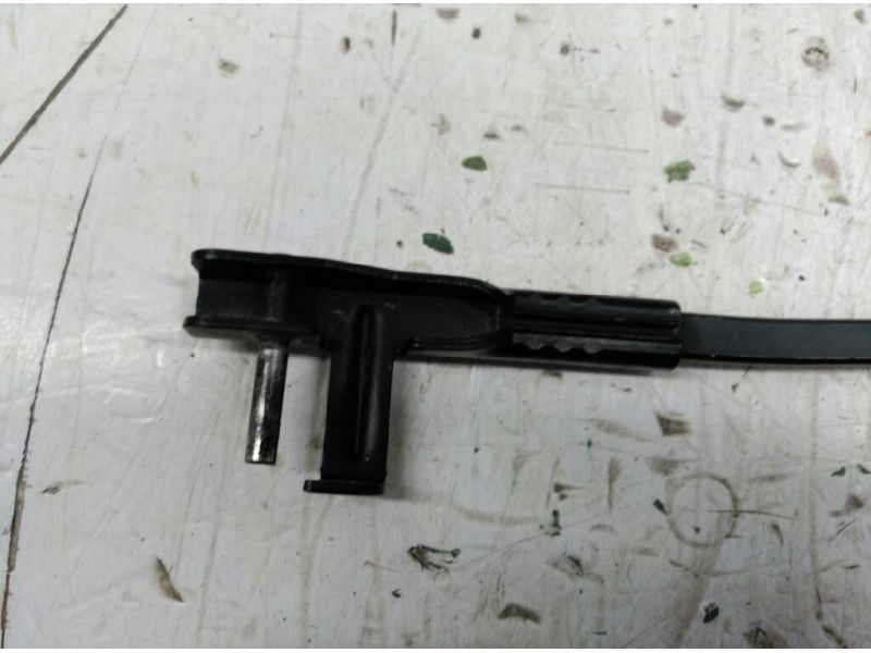 Recambio de brazo limpia delantero izquierdo para volkswagen golf v berlina (1k1) sportline referencia OEM IAM 1K1955409FKZ  