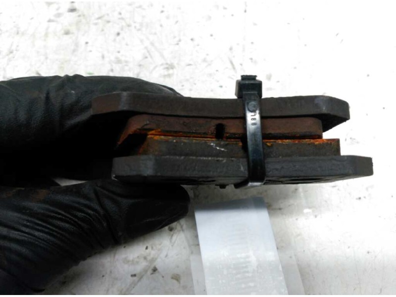 Recambio de pastillas de freno traseras para volkswagen golf v berlina (1k1) sportline referencia OEM IAM   