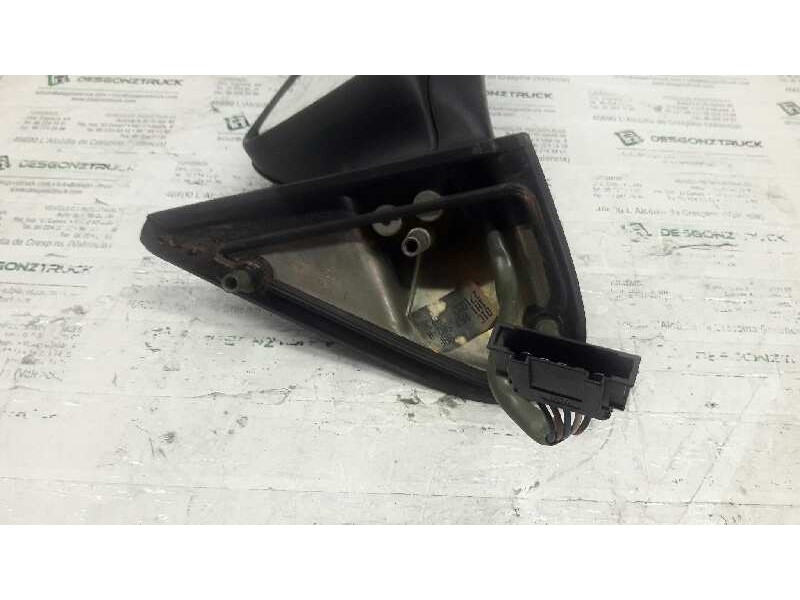 Recambio de retrovisor derecho para volkswagen golf iii berlina (1h1) cl referencia OEM IAM   
