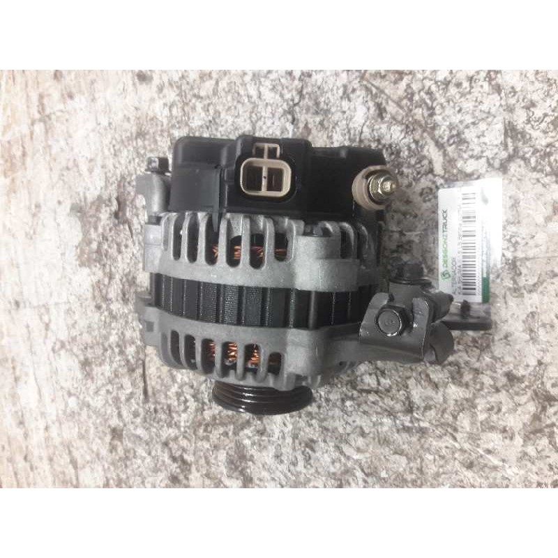 Recambio de alternador para kia shuma ii 1.6 ls berlina portón referencia OEM IAM 0K30D18300 AB180140 