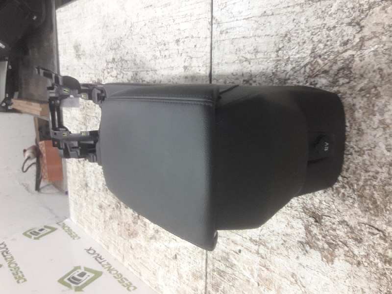 Recambio de guarnecidos palanca cambio para ford focus lim. (cb8) titanium referencia OEM IAM SD0526102436801PIA01  