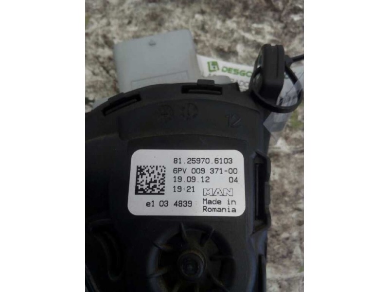 Recambio de pedal acelerador para man tgx 18.xxx fg / 4x2 bl xl referencia OEM IAM 81259706103  