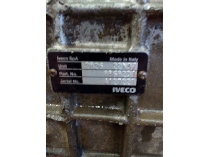 Recambio de caja cambios para iveco trucks daily turbo daily 35s9 referencia OEM IAM 282622N97 8868231 4127229