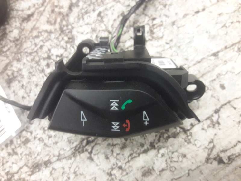 Recambio de mando volante para ford focus lim. (cb8) titanium referencia OEM IAM AM5T14K147DB AM5T9E740AA 