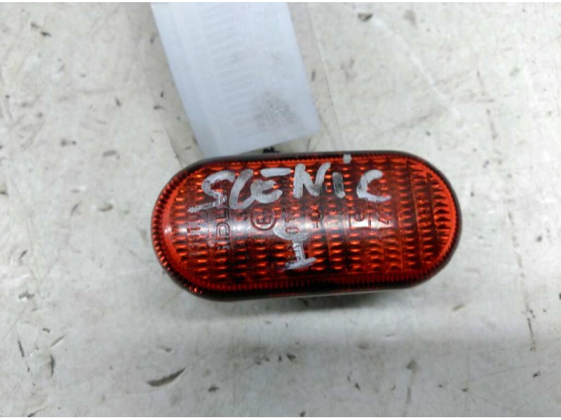 Recambio de piloto lateral izquierdo para renault scenic (ja..) 1.4 16v fairway referencia OEM IAM 7700822136  