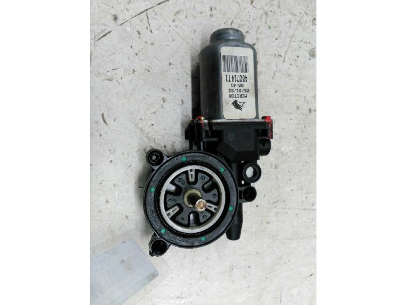 Recambio de motor elevalunas delantero derecho para nissan primera berlina (p12) acenta referencia OEM IAM 400714T1  