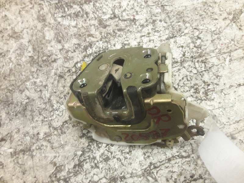 Recambio de cerradura puerta delantera derecha para nissan terrano/terrano.ii (r20) referencia OEM IAM   