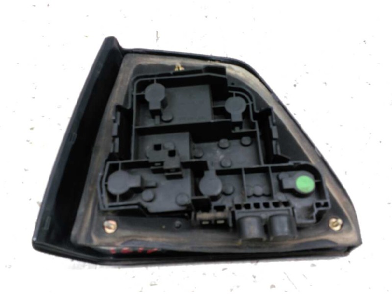 Recambio de piloto trasero derecho para volkswagen golf ii (191/193) tour referencia OEM IAM 191945112A  