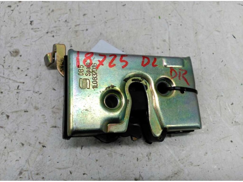 Recambio de cerradura puerta delantera derecha para seat toledo (1l) base referencia OEM IAM 1L0837016  