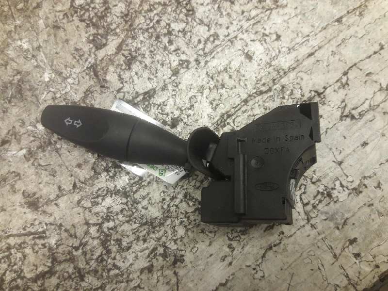 Recambio de mando intermitentes para ford fiesta (cbk) ambiente referencia OEM IAM 1S7T13335AE 10 PINS 