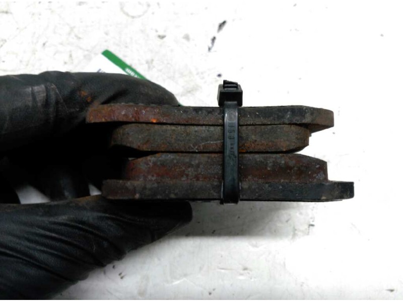 Recambio de pastillas de freno traseras para volkswagen golf ii (191/193) tour referencia OEM IAM   