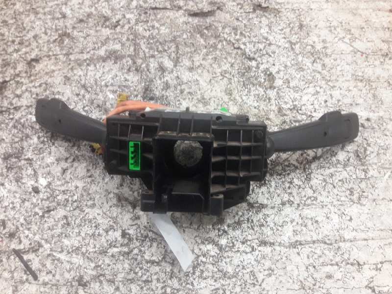 Recambio de mando multifuncion para volvo c30 d5 r-design referencia OEM IAM P30772253 T0355174 17D770E