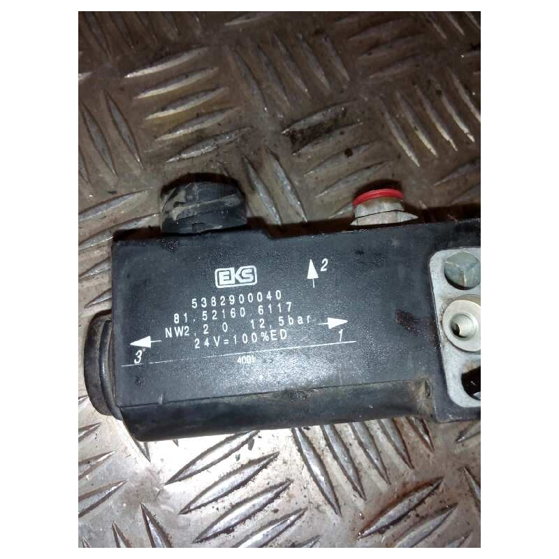 Recambio de electro valvula para man tg - a 18.xxx fg / fllc (e2) l referencia OEM IAM 81521606117 5382900040 