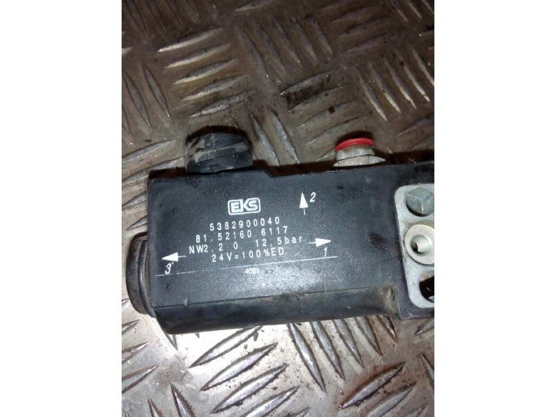 Recambio de electro valvula para man tg - a 18.xxx fg / fllc (e2) l referencia OEM IAM 81521606117 5382900040 