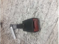 Recambio de enganche de cinturon derecho para renault clio iii 20 aniversario referencia OEM IAM 33030395 684038 