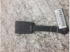 Recambio de enganche de cinturon derecho para renault clio iii 20 aniversario referencia OEM IAM 33030395 684038  2