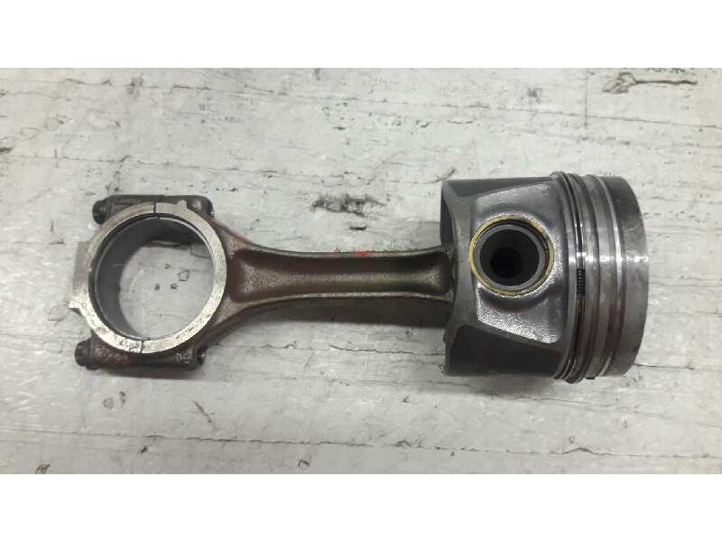 Recambio de piston para volkswagen golf v berlina (1k1) sportline referencia OEM IAM   