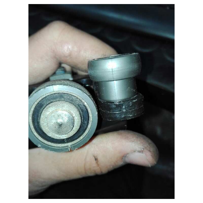 Recambio de soporte / guia puerta corredera para ford tourneo connect (tc7) familiar referencia OEM IAM  IZQUIERDA SUPERIOR