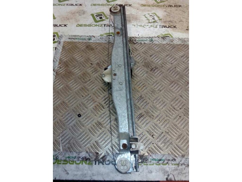 Recambio de elevalunas delantero derecho para nissan trucks atleon 110 referencia OEM IAM   