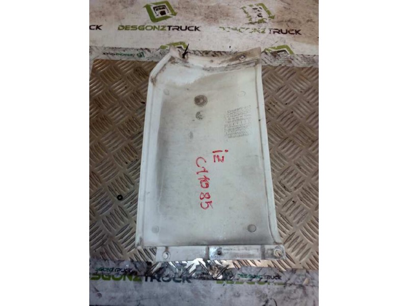 Recambio de deflector izquierdo para nissan trucks atleon 110 referencia OEM IAM   