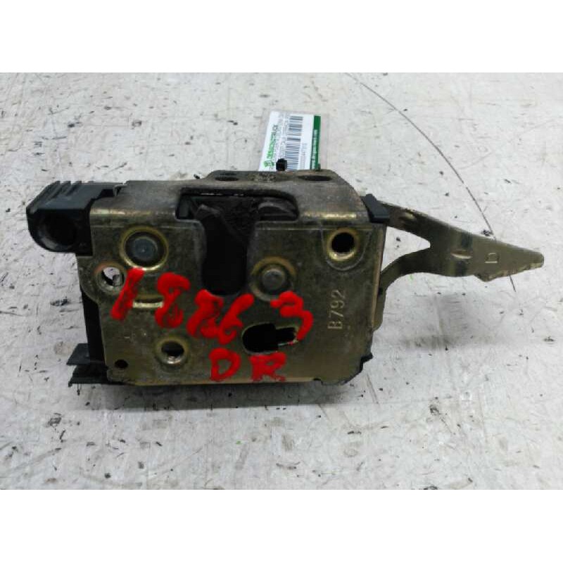 Recambio de cerradura puerta delantera derecha para peugeot boxer caja cerrada (rs3200)(230)(´02) 1400 d referencia OEM IAM   