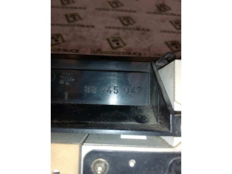 Recambio de cuadro instrumentos para renault trucks magnum ae 385ti.18 (385cv) referencia OEM IAM 88445047 87001290 