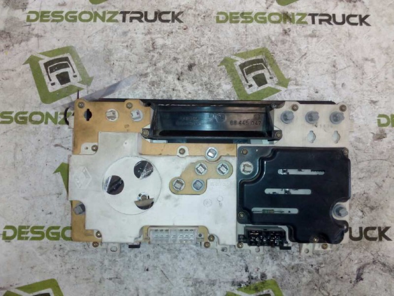 Recambio de cuadro instrumentos para renault trucks magnum ae 385ti.18 (385cv) referencia OEM IAM 5010311502 110008569009 