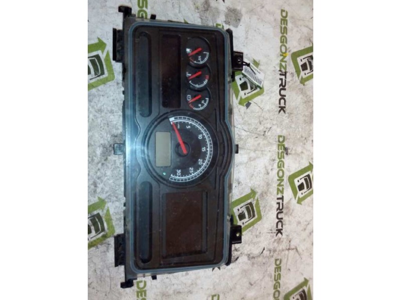 Recambio de cuadro instrumentos para renault premium route 2006 fas 4x2 larga distancia referencia OEM IAM 7420977592 24TF017373