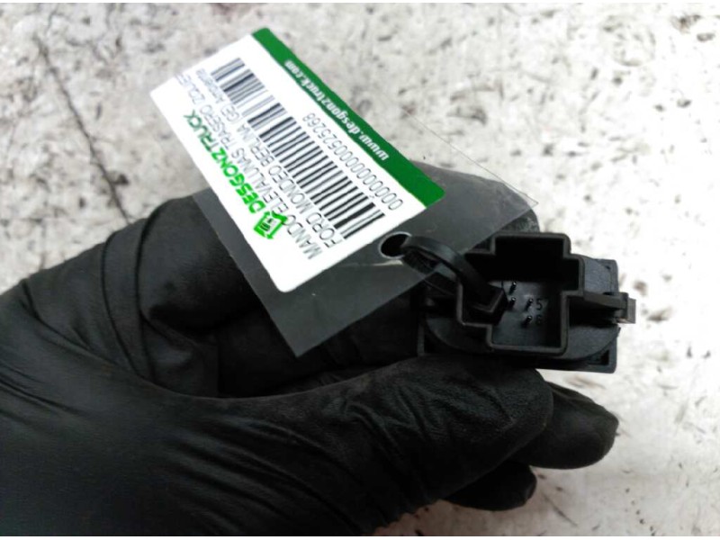 Recambio de mando elevalunas trasero izquierdo para ford mondeo berlina (ge) ambiente referencia OEM IAM   