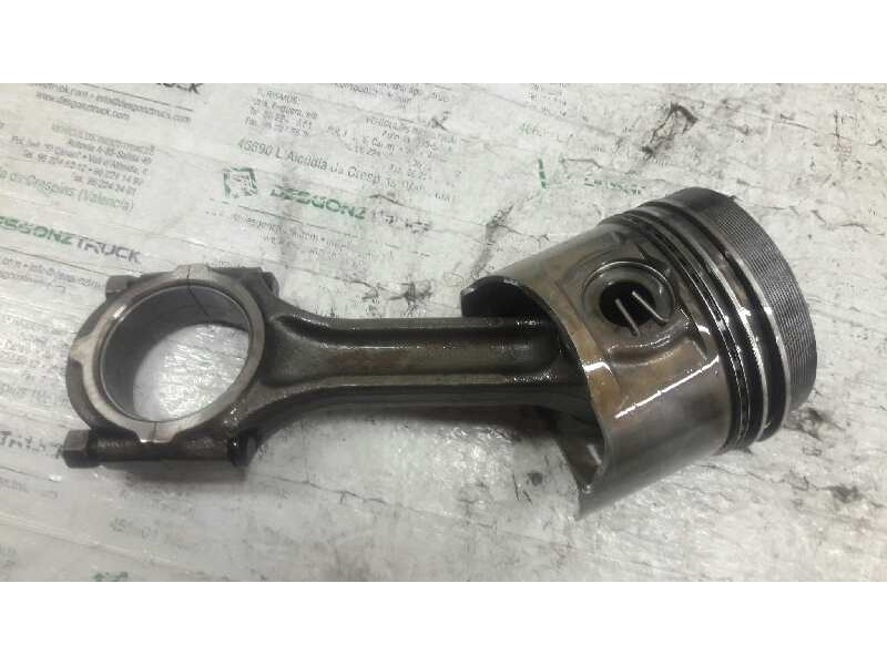 Recambio de piston para mitsubishi galloper (hyundai) 2.5 turbodiesel referencia OEM IAM   