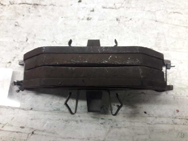 Recambio de pastillas de freno delanteras para seat leon (1p1) emocion referencia OEM IAM   