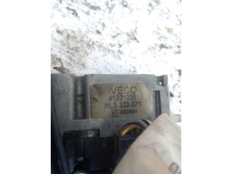 Recambio de mando intermitentes para iveco stralis (ad/at) fg ad   4x2 tráfico urbano referencia OEM IAM 41221035  