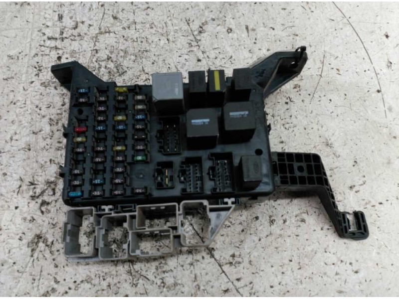 Recambio de caja reles / fusibles para ford mondeo berlina (ge) ambiente referencia OEM IAM 1S7T14A073AF  