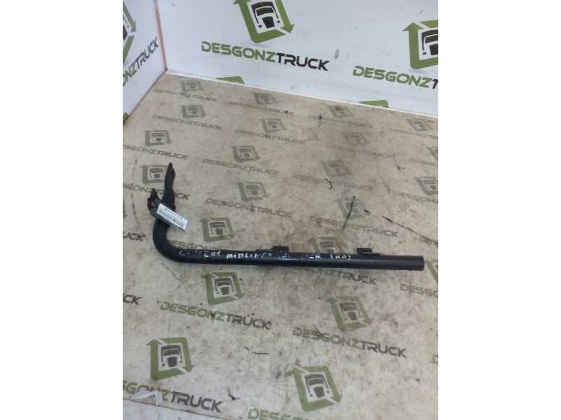 Recambio de soporte guardabarros trasero para renault trucks midliner m 180.10/c (175cv) referencia OEM IAM DERECHO  