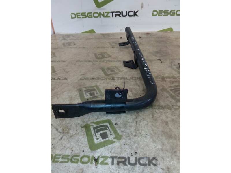 Recambio de soporte guardabarros trasero para renault trucks midliner m 180.10/c (175cv) referencia OEM IAM DERECHO  
