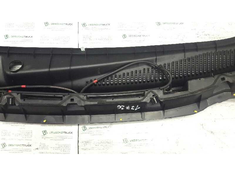 Recambio de torpedo para nissan note (e11e) acenta referencia OEM IAM 668629U100  