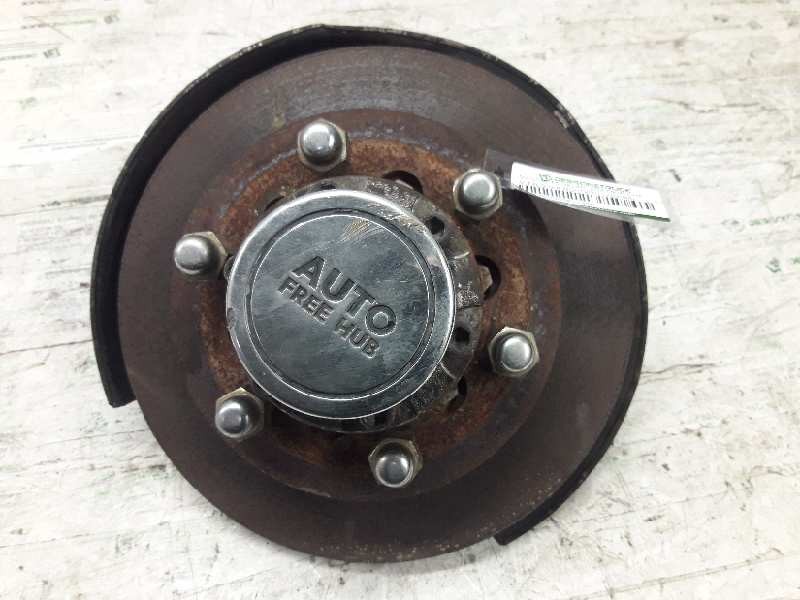 Recambio de mangueta delantera derecha para mitsubishi montero (v20/v40) referencia OEM IAM   