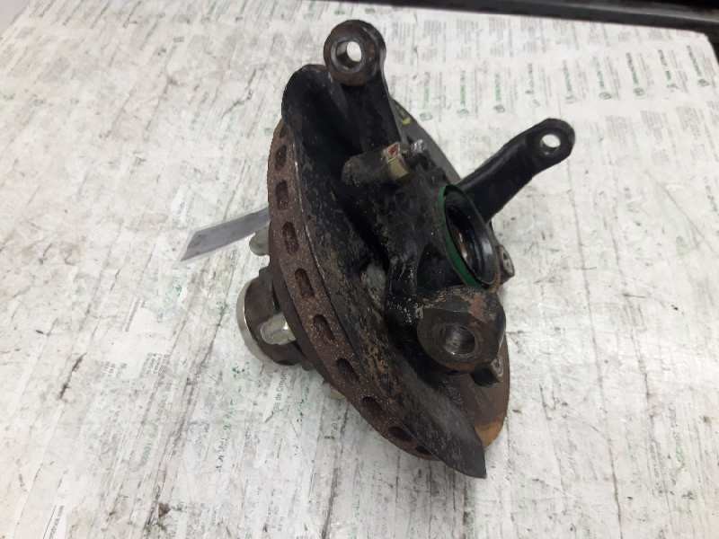 Recambio de mangueta delantera derecha para mitsubishi montero (v20/v40) referencia OEM IAM   