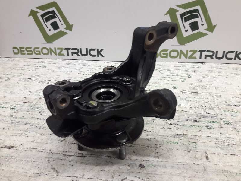 Recambio de mangueta delantera derecha para nissan nv 200 (m20) evalia premium referencia OEM IAM   