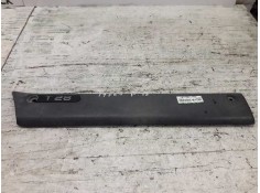 Recambio de moldura puerta delantera izquierda para renault master desde ´98 referencia OEM IAM   