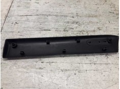 Recambio de moldura puerta delantera izquierda para renault master desde ´98 referencia OEM IAM    2