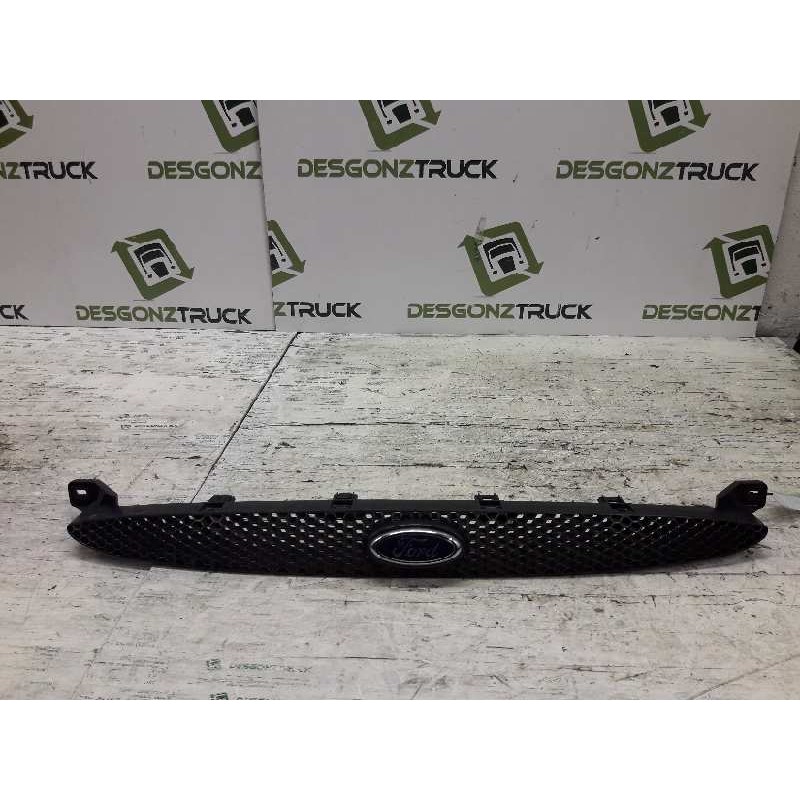 Recambio de rejilla delantera central para ford escort berl./turnier atlanta berlina referencia OEM IAM   