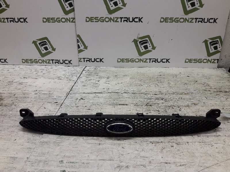 Recambio de rejilla delantera central para ford escort berl./turnier atlanta berlina referencia OEM IAM   