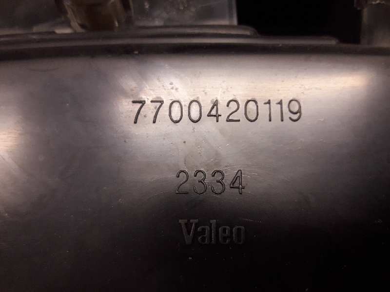 Recambio de piloto trasero central para renault laguna (b56) 1.9 dci rt referencia OEM IAM 7700420119  