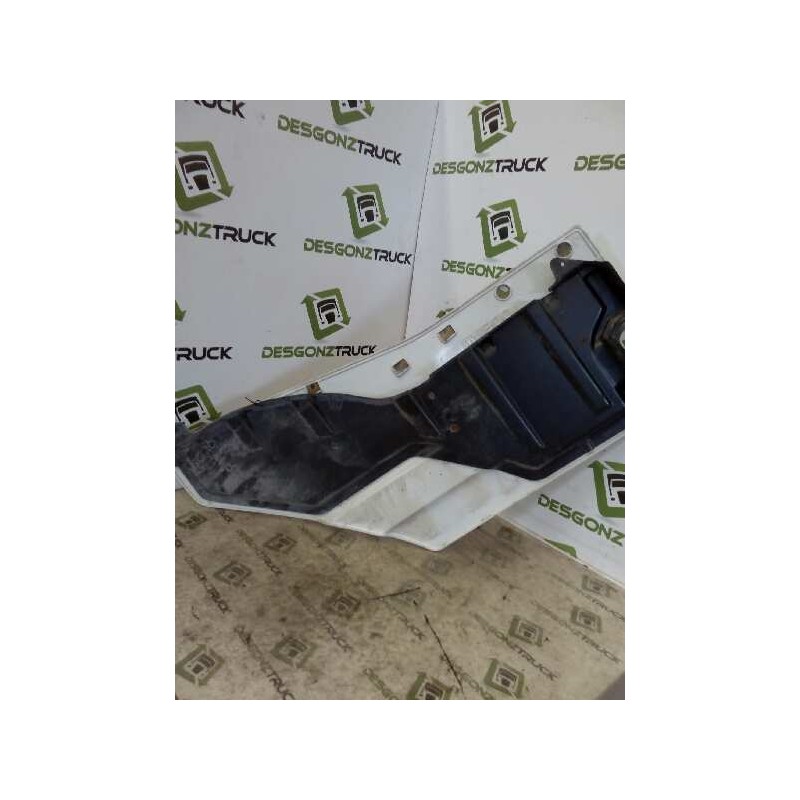 Recambio de moldura puerta delantera izquierda para iveco trucks eurostar ld 190 e 43 (430cv) referencia OEM IAM 8144430  