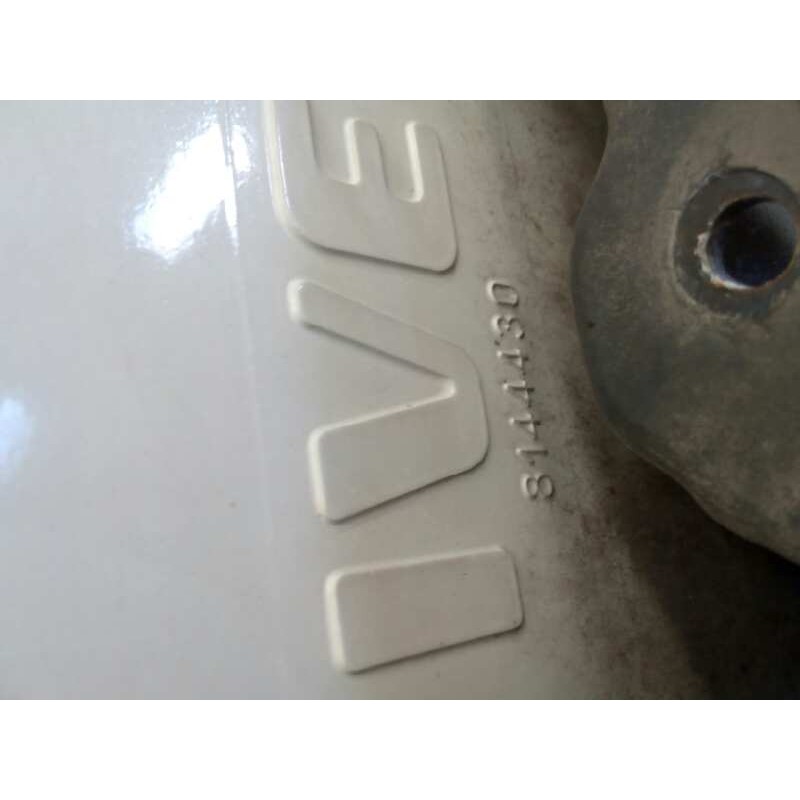 Recambio de moldura puerta delantera izquierda para iveco trucks eurostar ld 190 e 43 (430cv) referencia OEM IAM 8144430  