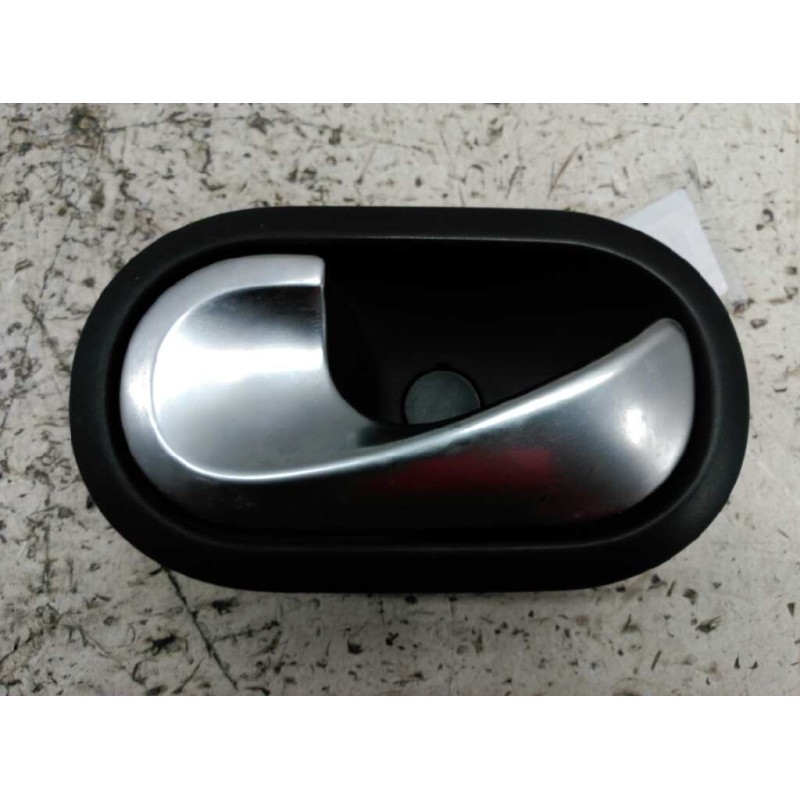 Recambio de maneta interior delantera izquierda para renault scenic ii grand confort dynamique referencia OEM IAM 8200028487  